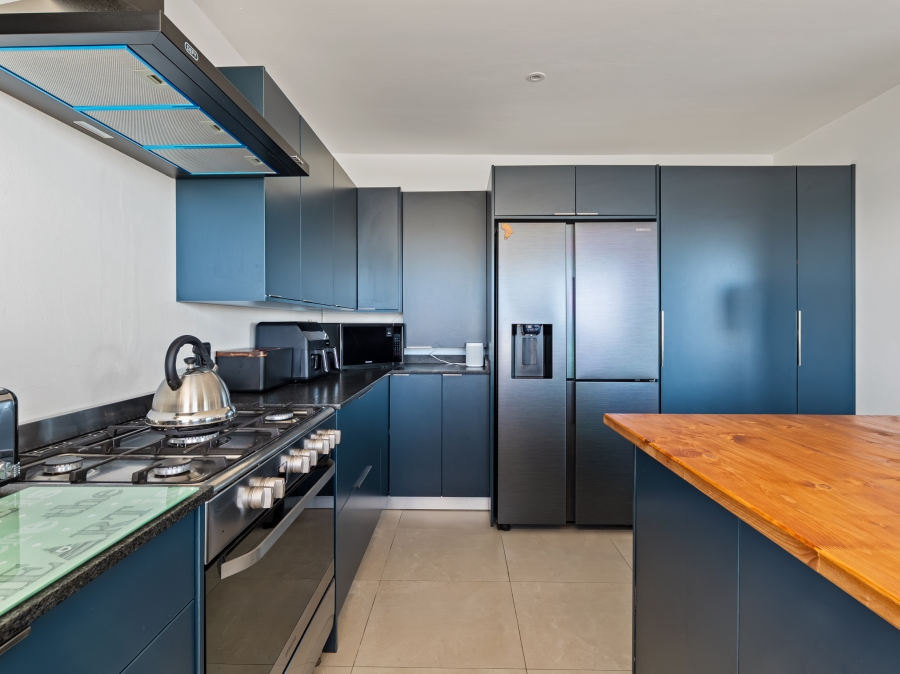 6 Bedroom Property for Sale in Old Place Western Cape